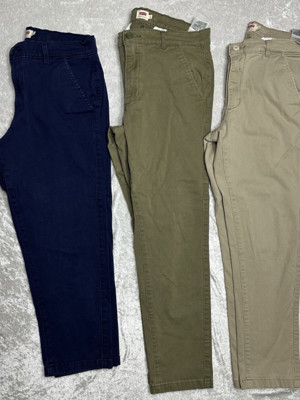 Levi's 3 Pair Classic Chino Crop Pants Women's 6 Waist 28 Navy Blue Khaki Olive